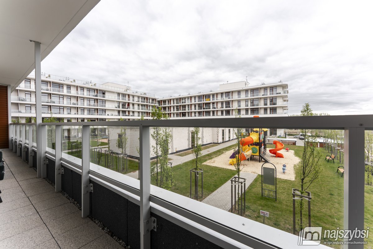 SIANOŻĘTY- przestronny apartament 100 m od morza (20)