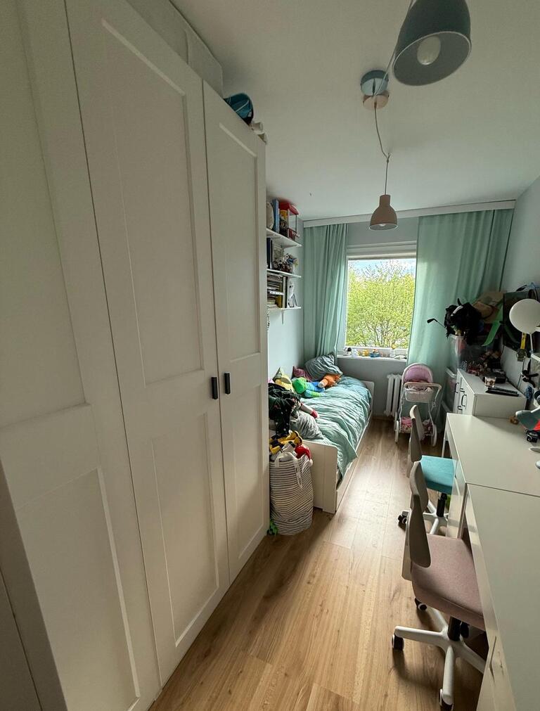3 pokoje, klimatyzacja, balkon z markizą, Police (6)
