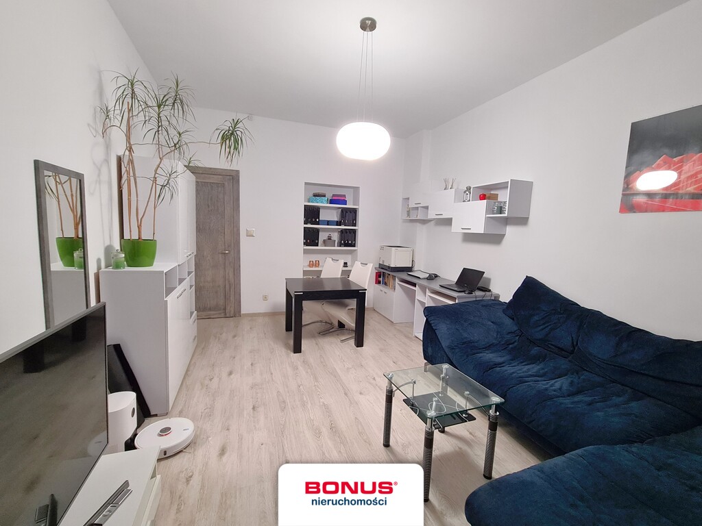 Duże, ładne 2-pokojowe z balkonem w Centrum! (4)
