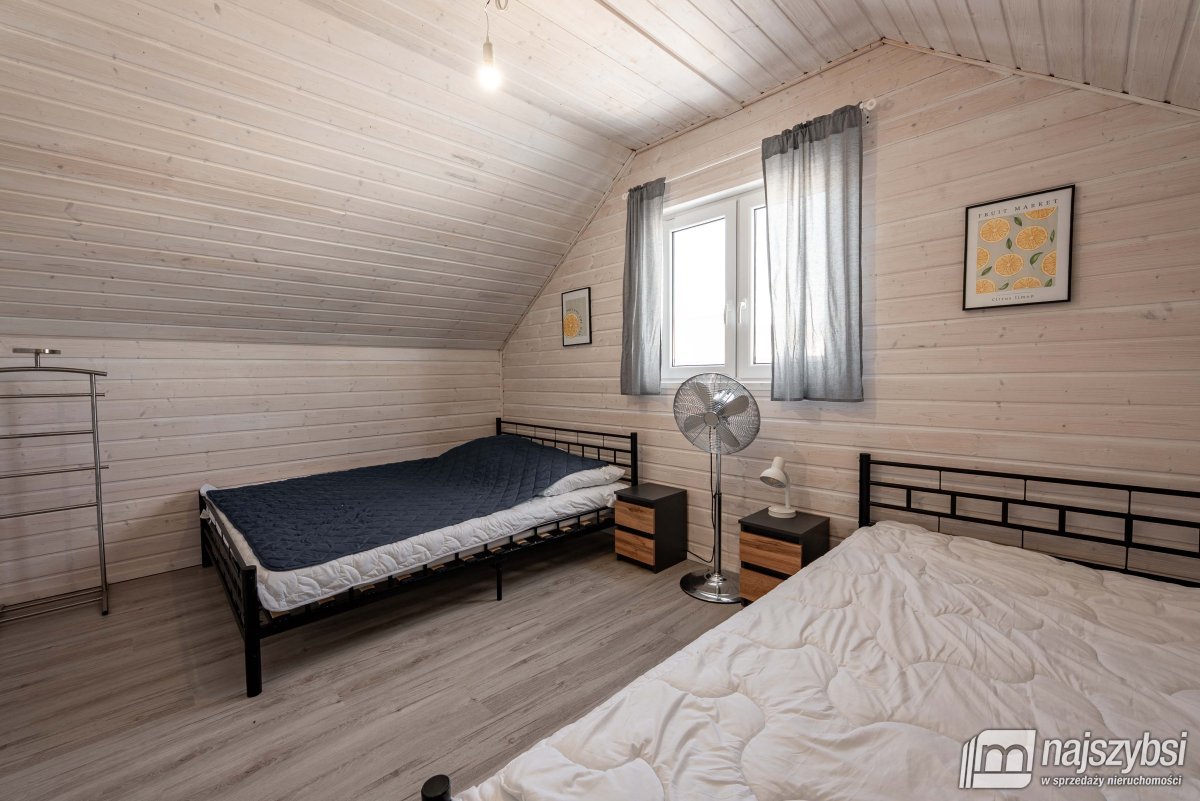 Pleśna - 3 Domki rekreacyjne nad morzem (10)