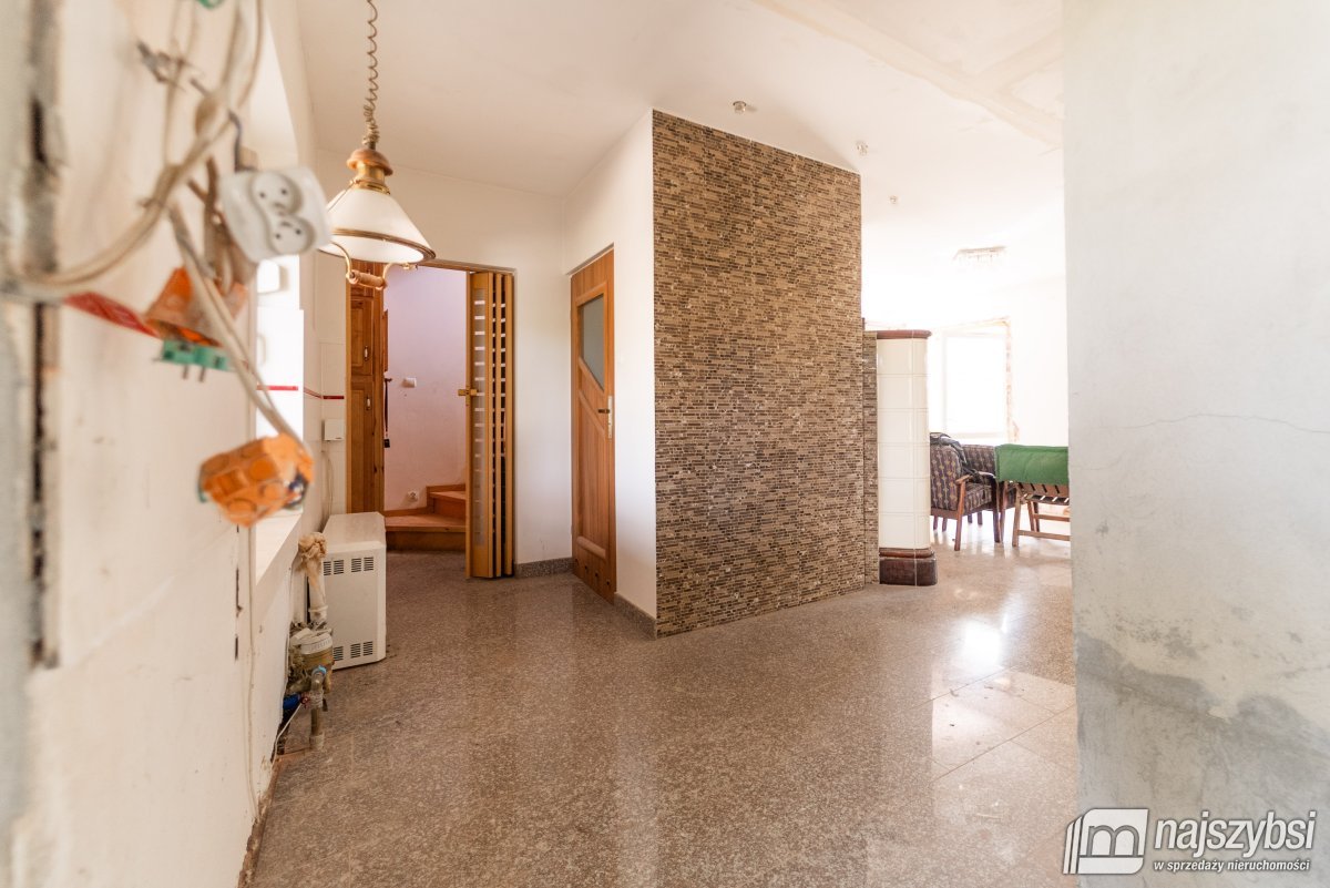 Załom - Rozbudowany bliźniak 124m2 + budynek 25m2 (10)