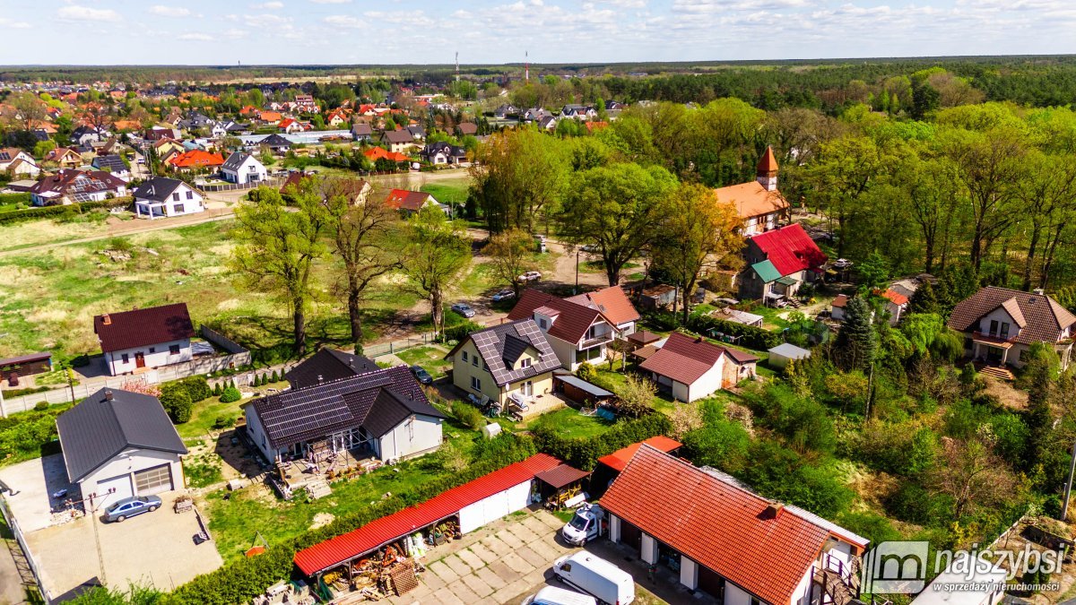 Załom - Rozbudowany bliźniak 124m2 + budynek 25m2 (38)