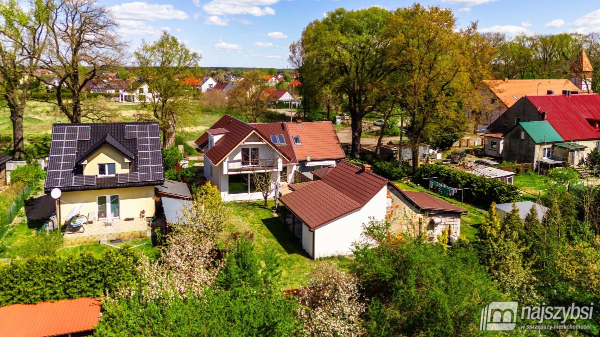 Załom - Rozbudowany bliźniak 124m2 + budynek 25m2 (5)