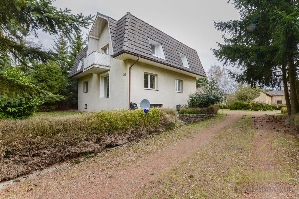 Wyjątkowy dom z duszą i rajskim ogrodem, 270m2. (1)