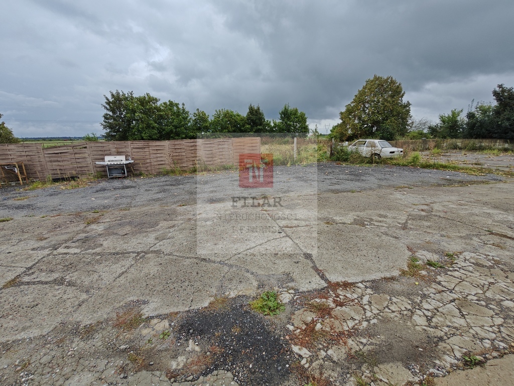 Obiekt, 190 m2, Przylep  (9)