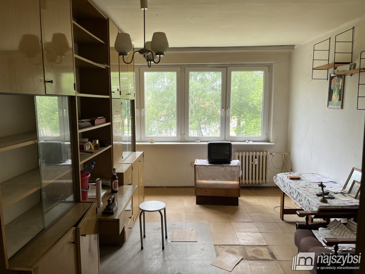 Goleniów - mieszkanie dwa pokoje 42 m2 do remontu  (11)