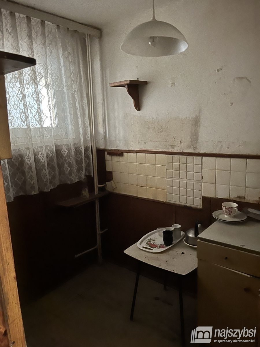 Goleniów - mieszkanie dwa pokoje 42 m2 do remontu  (3)