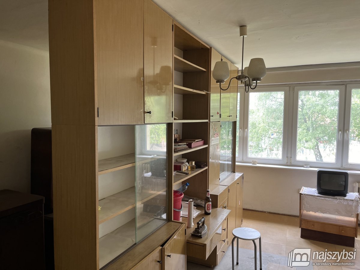 Goleniów - mieszkanie dwa pokoje 42 m2 do remontu  (6)