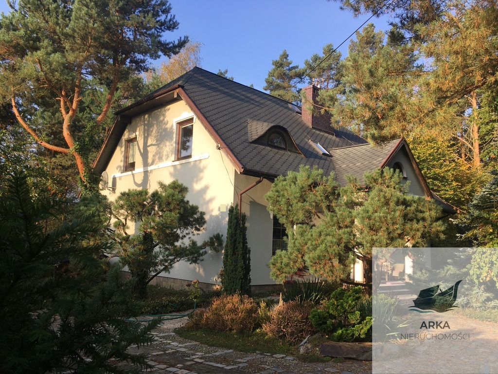 Jezierzyce/dom wolnostojący/działka 2112 m2/staw (1)