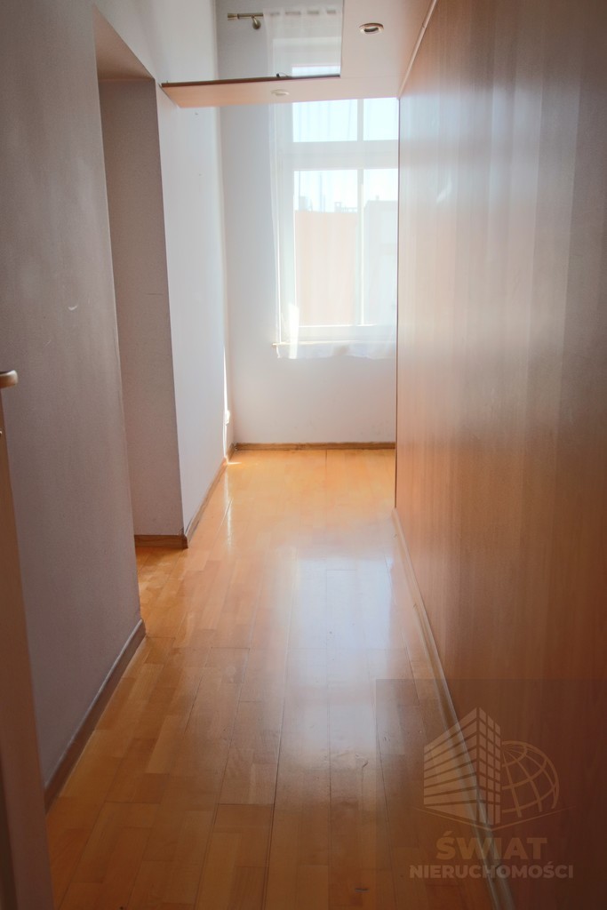 Na sprzedaż dwa mieszkania w jednym. (11)