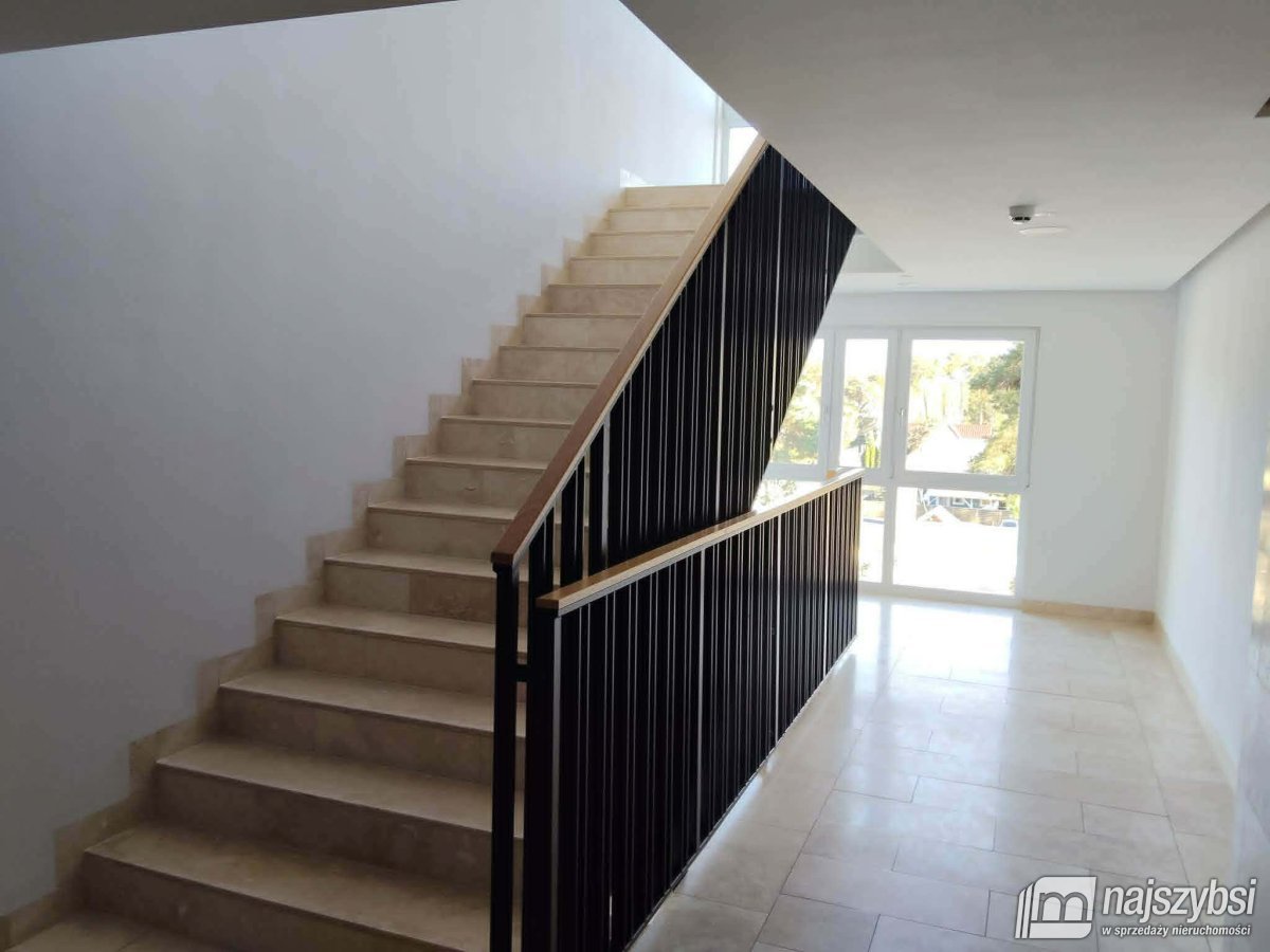 Międzywodzie- apartament przy samym morzu (13)