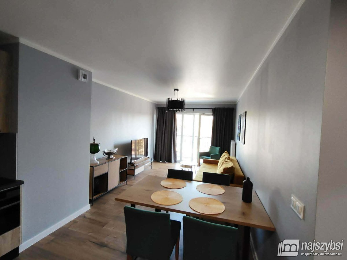 Międzywodzie- apartament przy samym morzu (2)