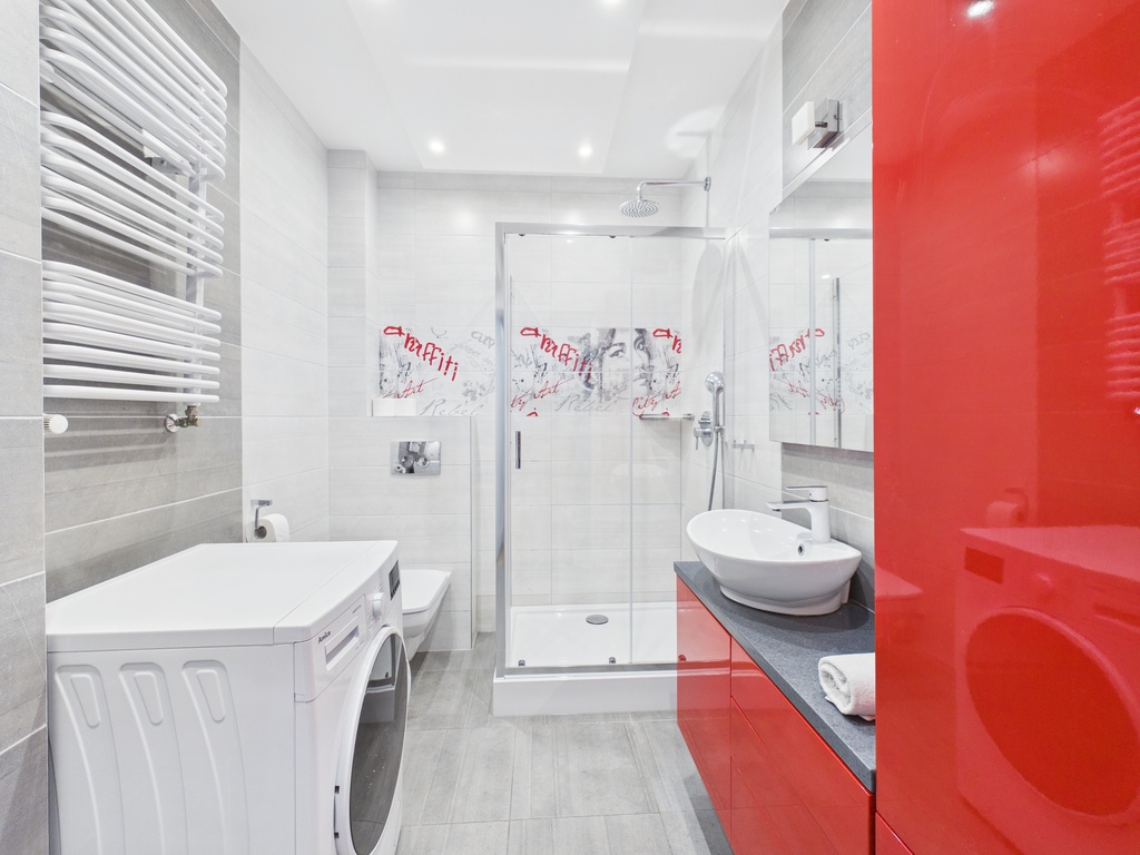 Wygodny apartament z balkonem w Pogorzelicy (11)