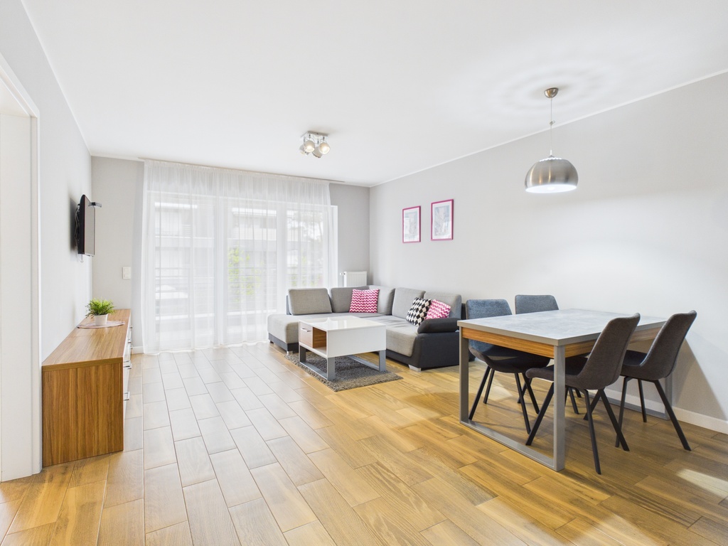Wygodny apartament z balkonem w Pogorzelicy (3)