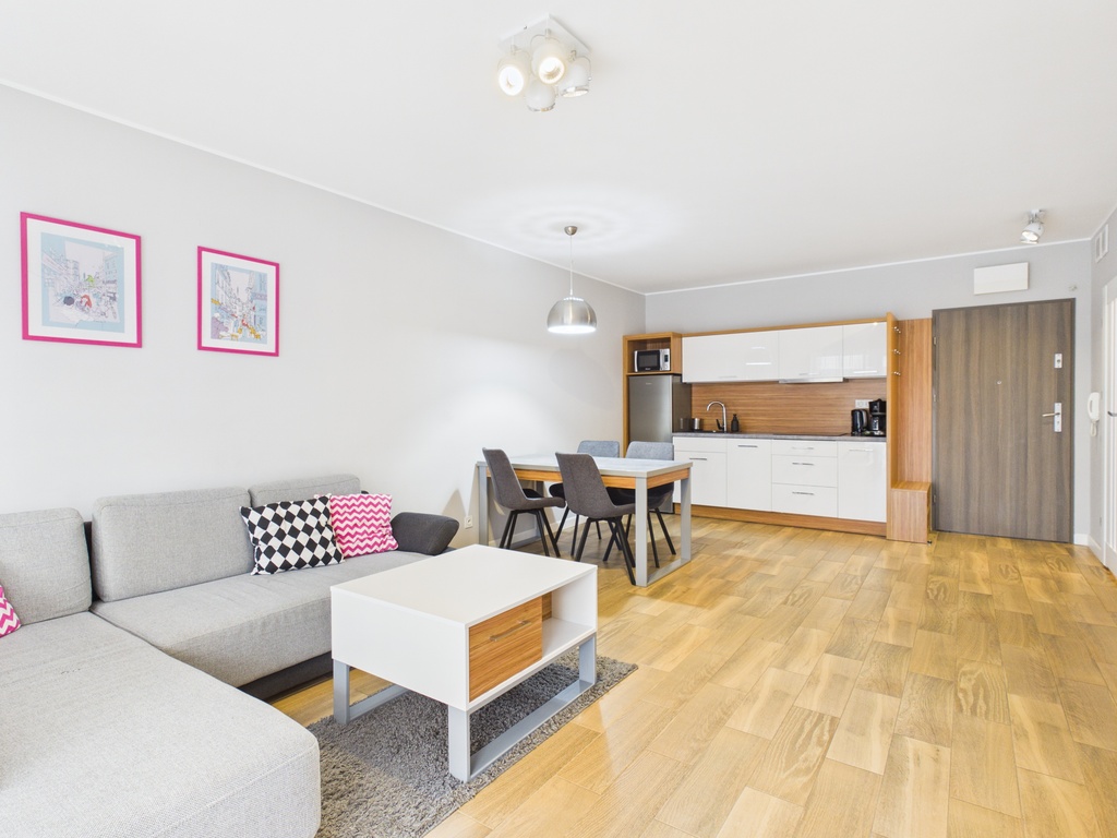 Wygodny apartament z balkonem w Pogorzelicy (5)