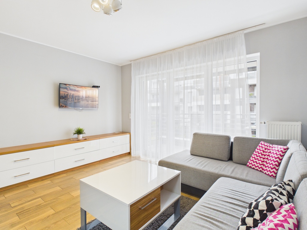 Wygodny apartament z balkonem w Pogorzelicy (6)