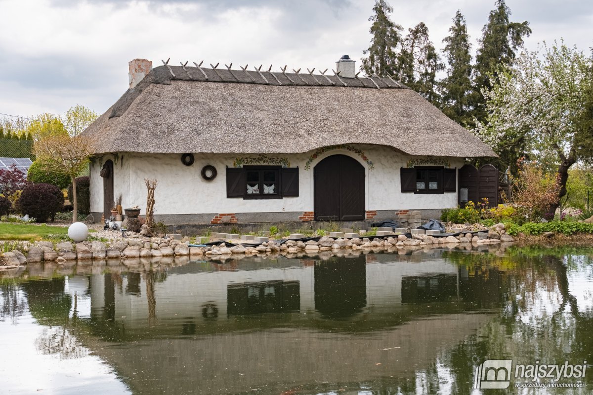 TRZEBIATÓW-NIEZWYKŁA POSIADŁOŚĆ ZE STAWEM ZACISZE  (32)