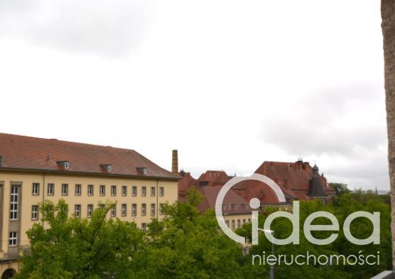 Mieszkanie  4 pokoje w centrum miasta. (13)