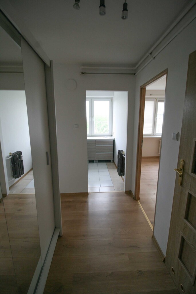 Dwupokojowe mieszkanie po remoncie (14)