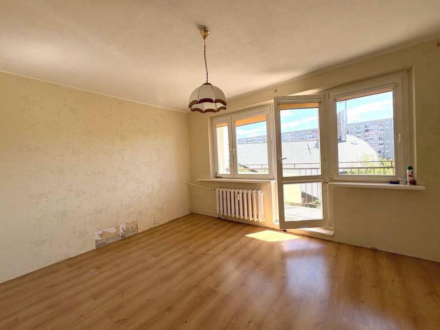 4 POKOJE ZACHÓD DUŻY BALKON WINDA (2)