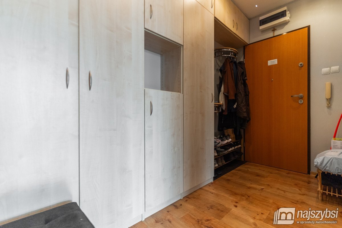 Świnoujście - 60m2 + miejsce postojowe (20)