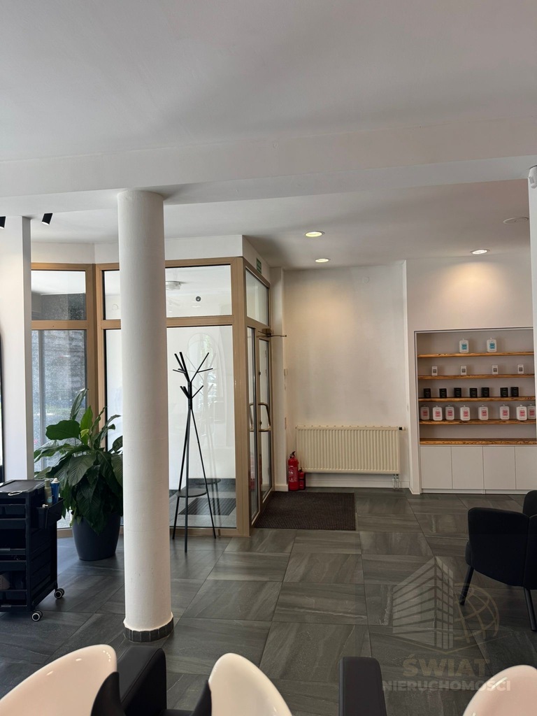 Lokal na wynajem  97,3 m2 w centrum miasta (5)