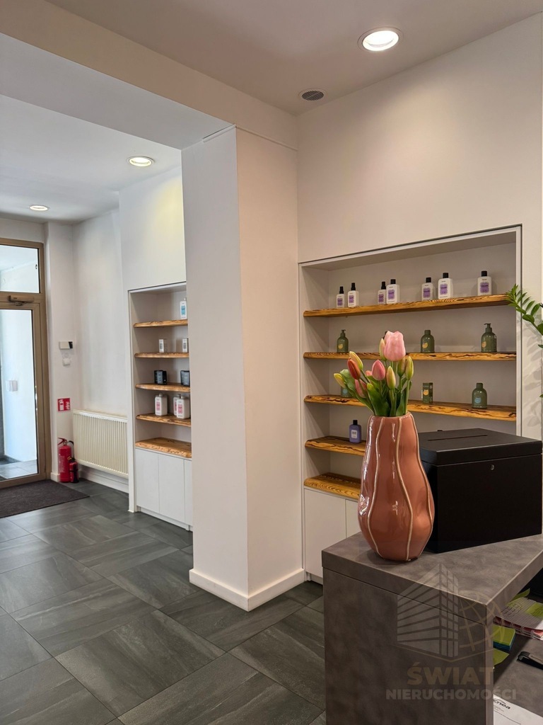 Lokal na wynajem  97,3 m2 w centrum miasta (7)