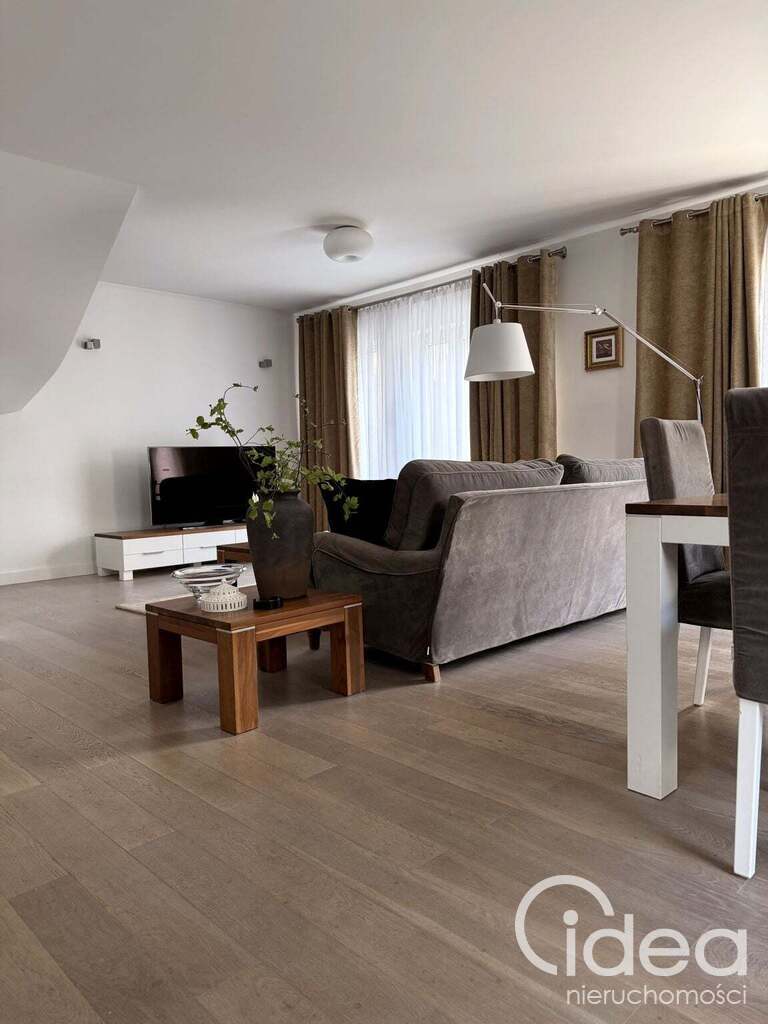 Komfortowy dom 165m2 na prestiżowym osiedlu. (9)