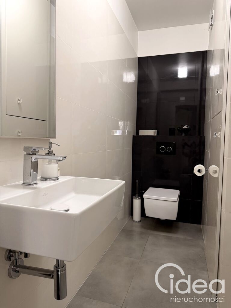 Komfortowy dom 165m2 na prestiżowym osiedlu. (12)