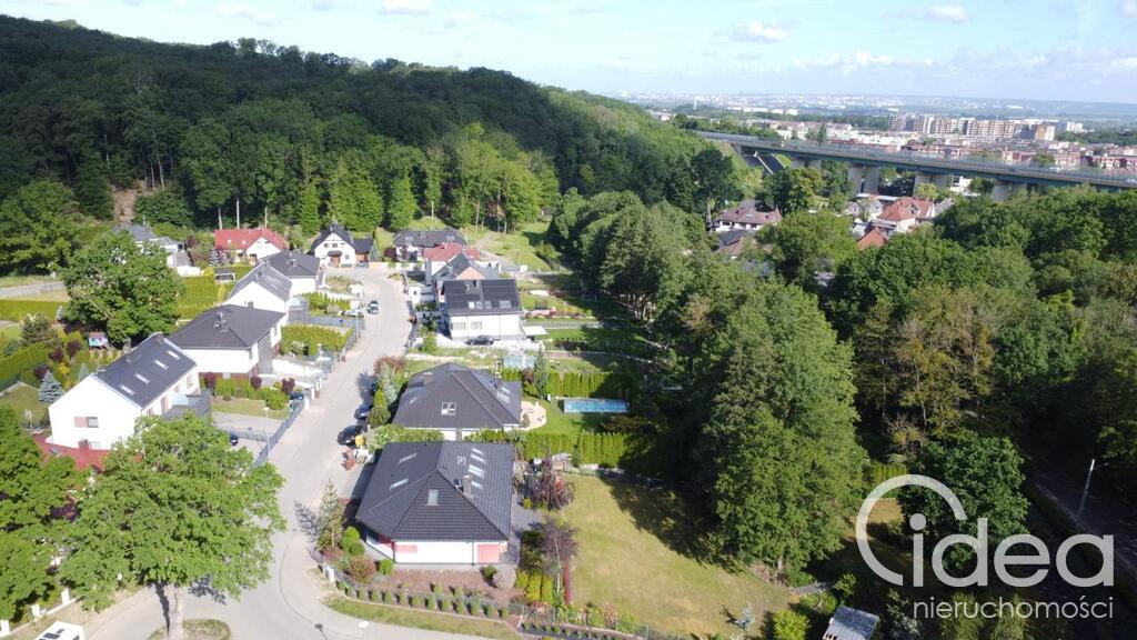 Komfortowy dom 165m2 na prestiżowym osiedlu. (2)