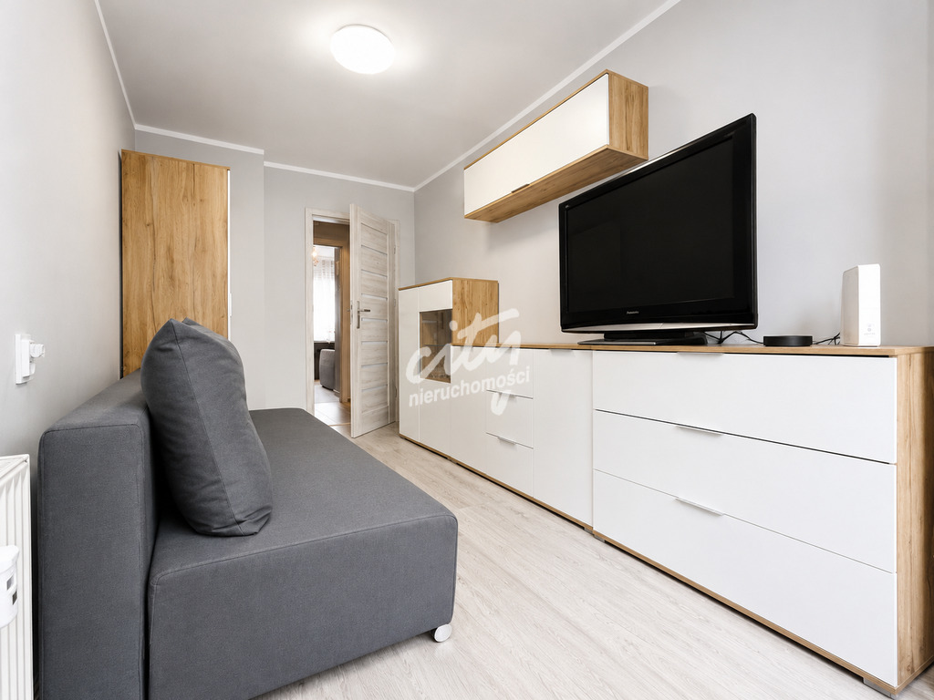3 pokoje w ścisłym centrum na parterze (6)