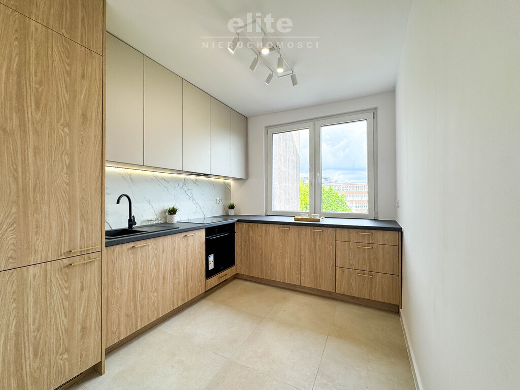 CENTRUM 3 POKOJE PO REMONCIE BALKON SPÓŁDZ.WŁ. (12)