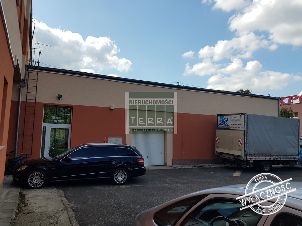 LOKAL HANDLOWO-USŁUGOWY z bezpłatnym parkingiem (5)