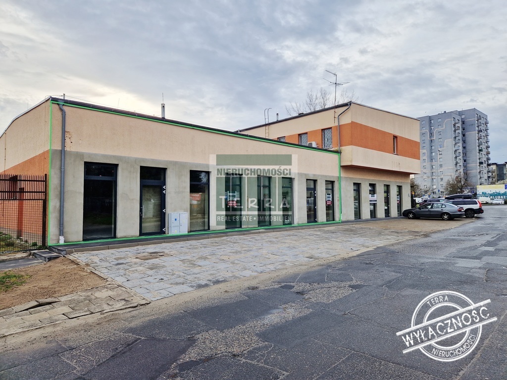 LOKAL HANDLOWO-USŁUGOWY z bezpłatnym parkingiem (10)