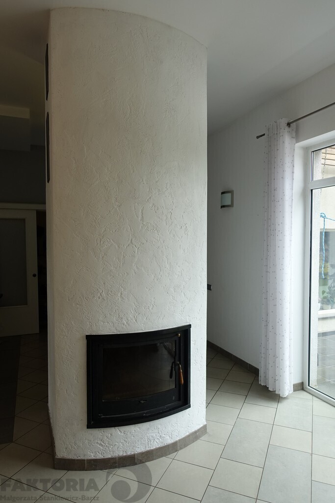 Komfortowy parterowy, dom wolno stojący (9)