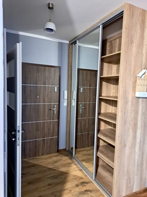 Nowy Apartament z Tarasem i Prywatnym Ogrodem (7)