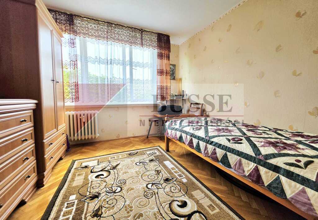 2 pok. w niskim bloku przy Królewicza Kazimierza! (4)