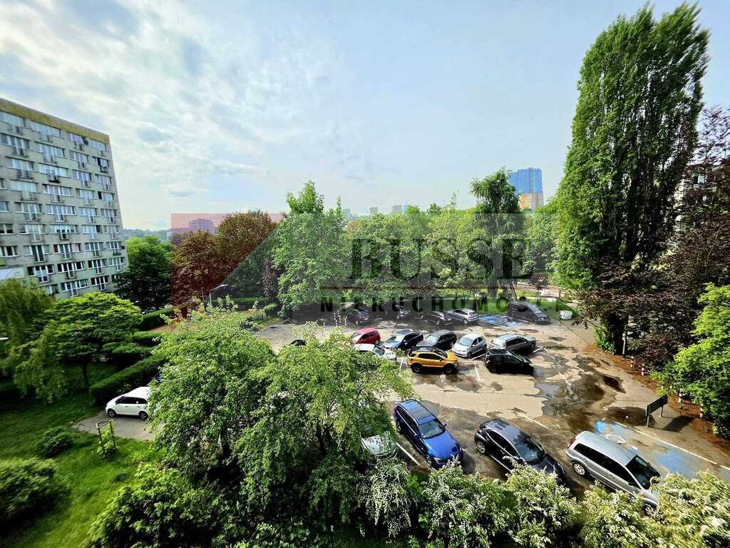 2 pok. w niskim bloku przy Królewicza Kazimierza! (11)