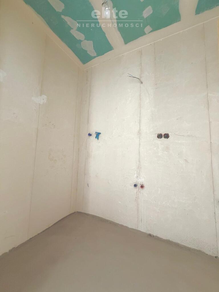Os. Gryfitów, Spółdzielcze 3 pok balkon piwnica (14)