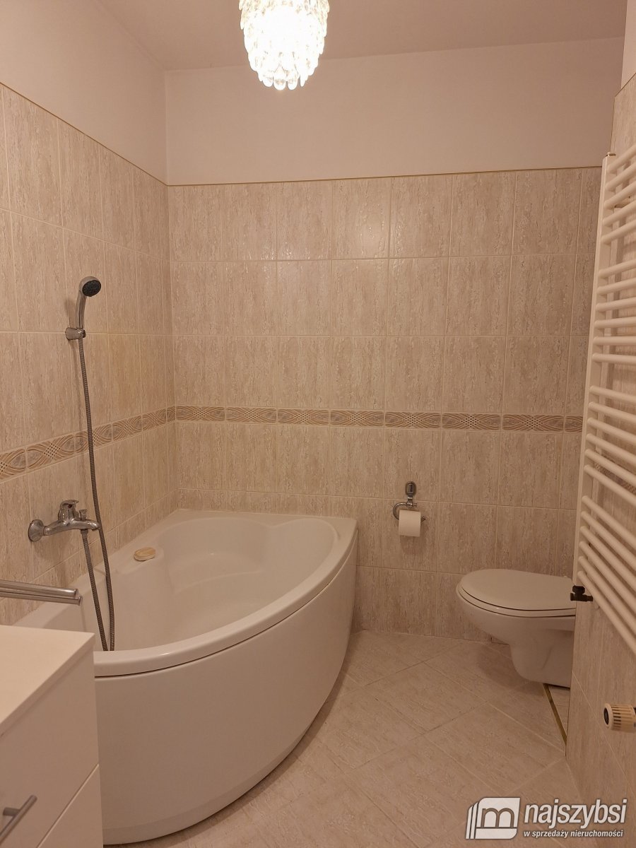 Kołobrzeg - dom blisko centrum w cichej okolicy (10)