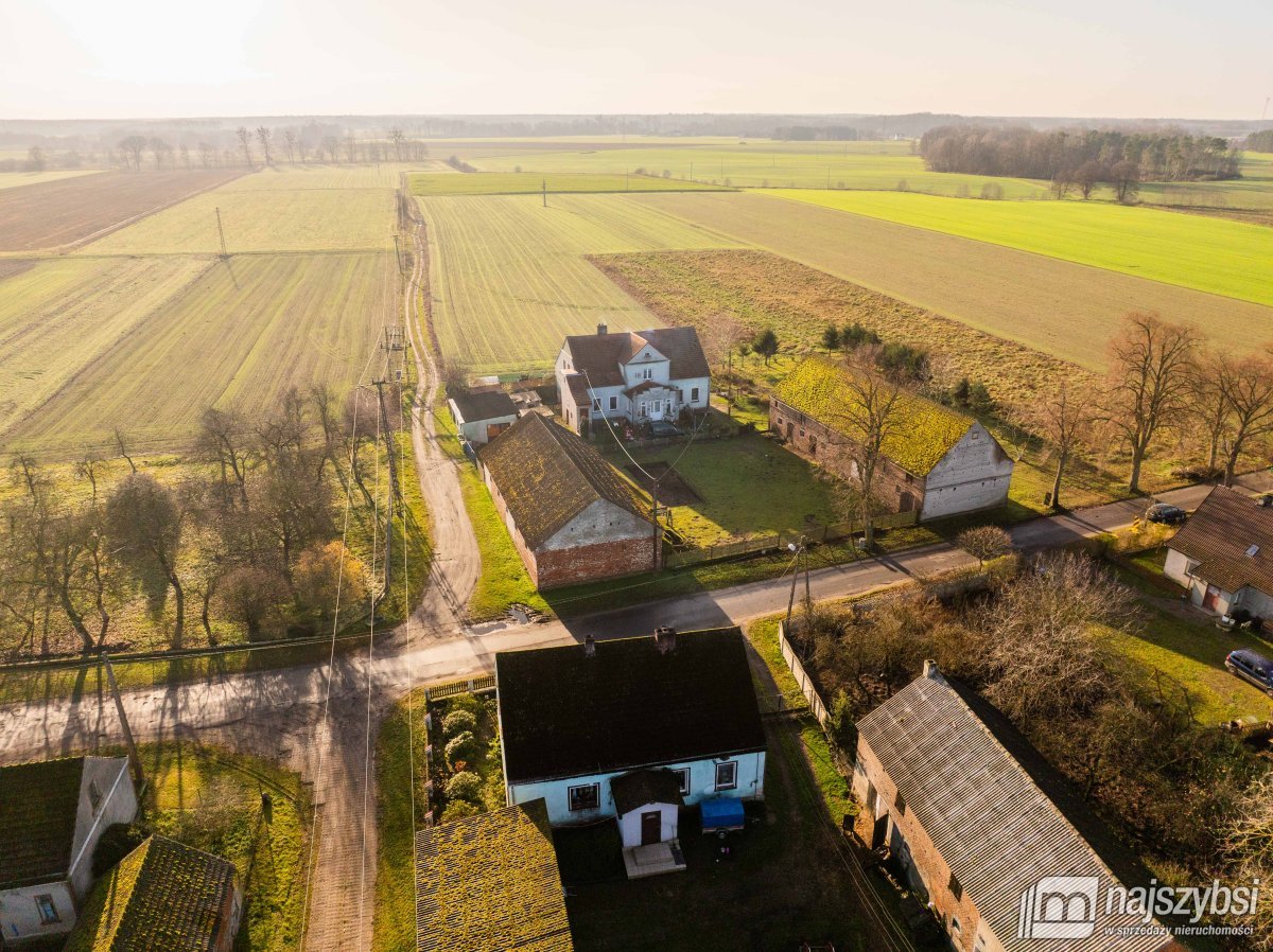 Grabin - 2 budynki gosp. trasa Nowogard-Golczewo (7)