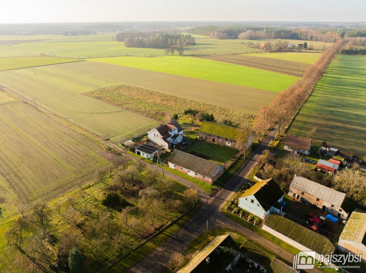 Grabin - 2 budynki gosp. trasa Nowogard-Golczewo (9)