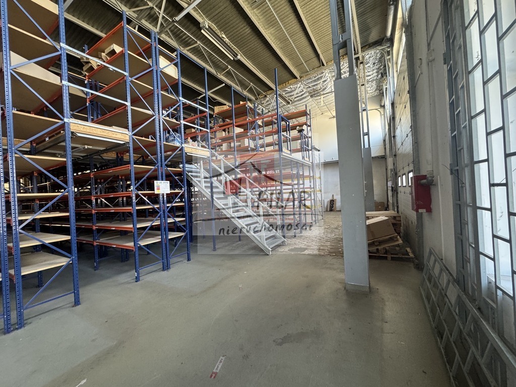 Hala magazynowa z biurami na wyynajem-460m2. (1)
