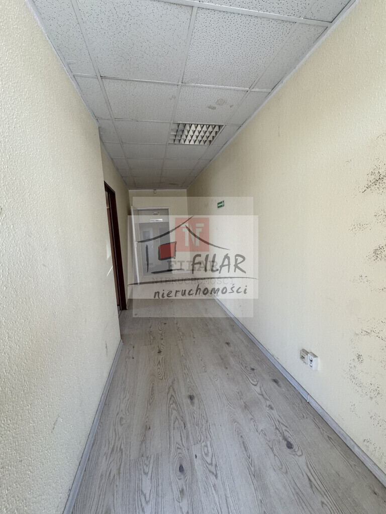 Hala magazynowa z biurami na wyynajem-460m2. (14)