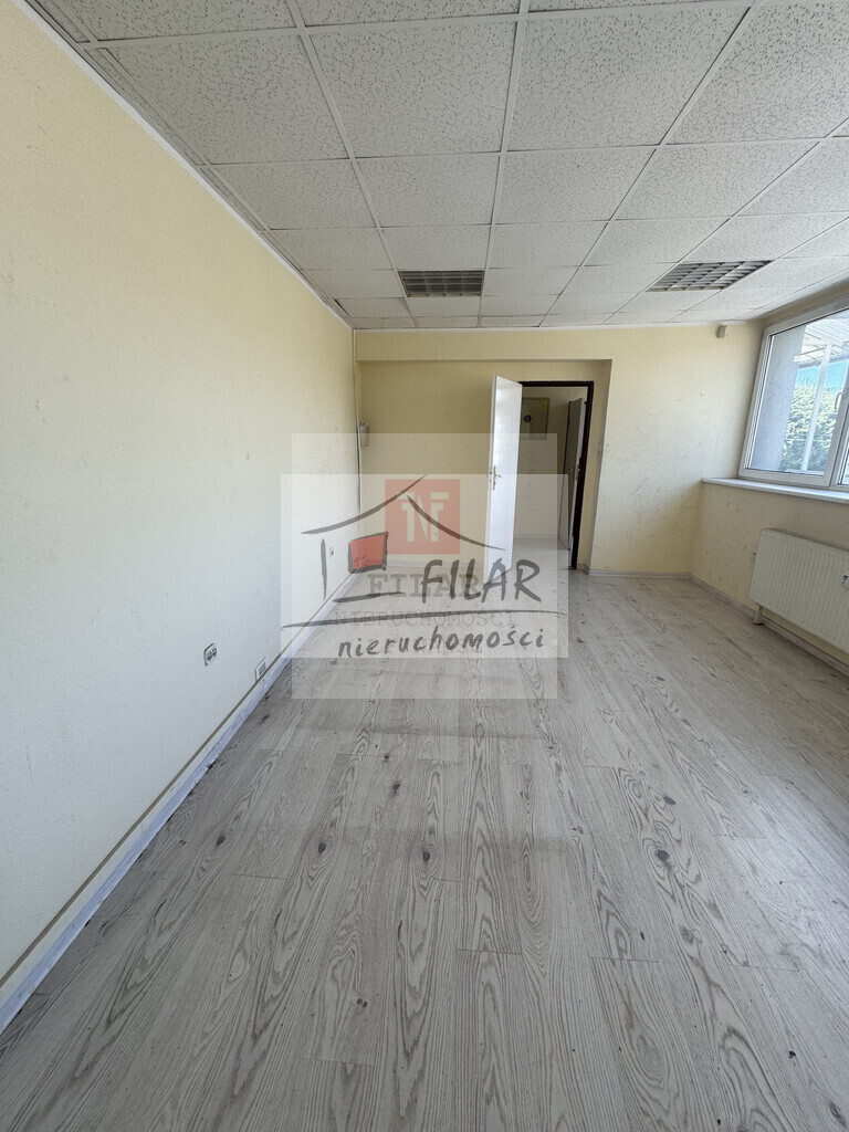 Hala magazynowa z biurami na wyynajem-460m2. (17)