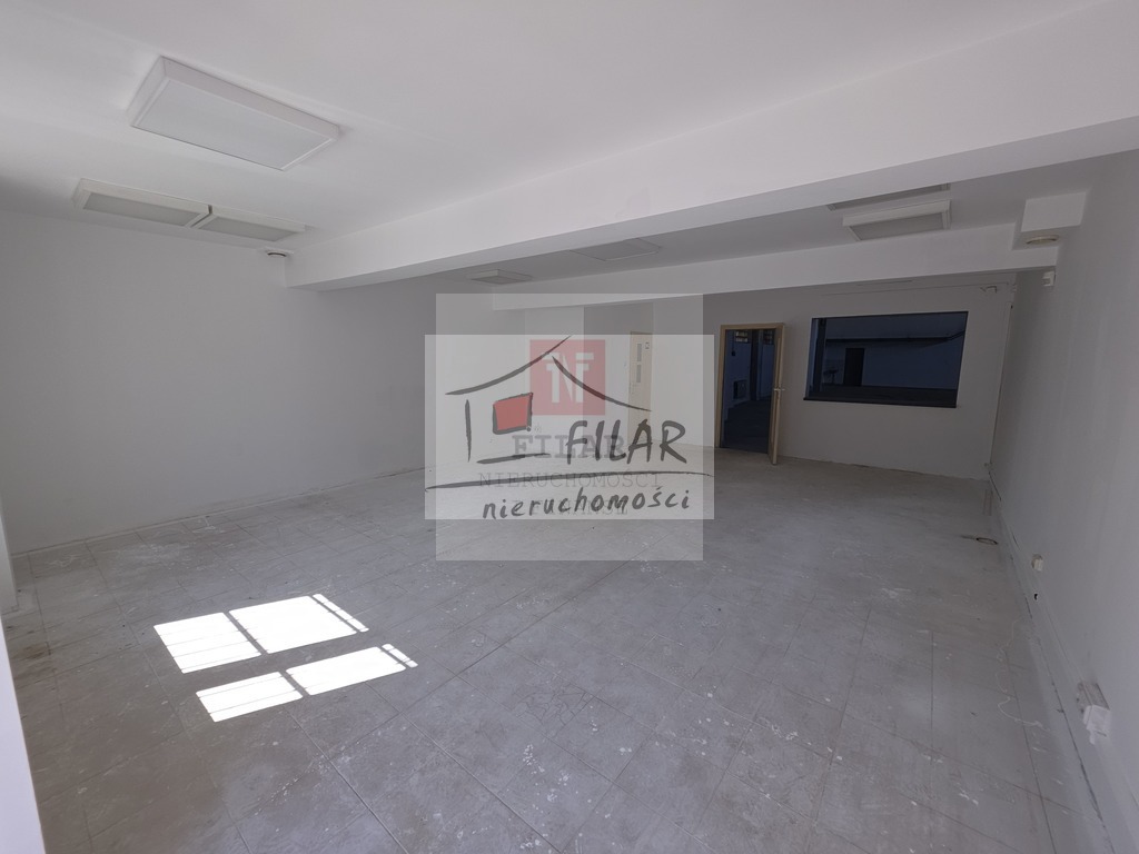 Hala magazynowa z biurami na wyynajem-460m2. (10)