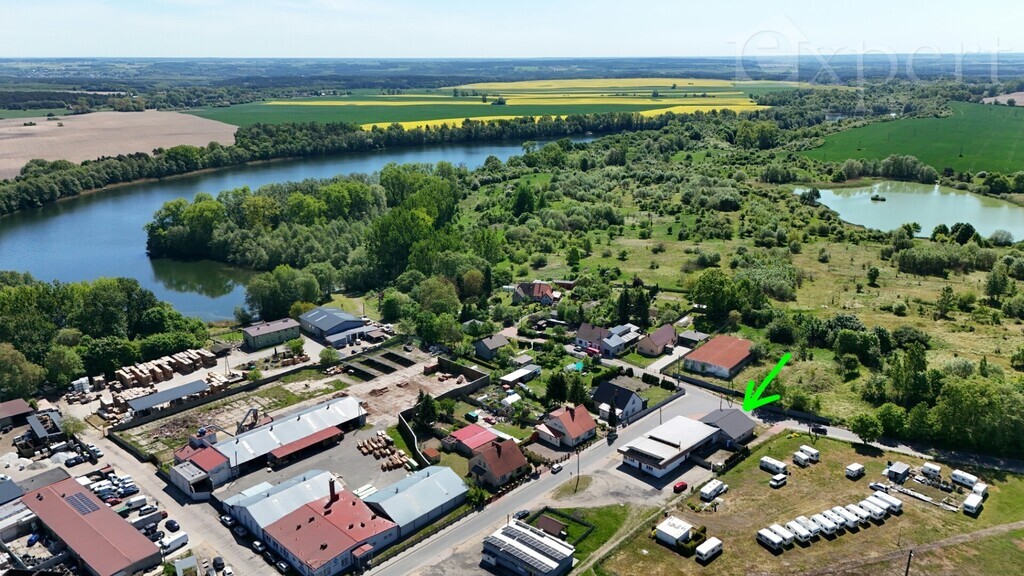 Budynek mieszkalno-usługowy przy DK10 - Wapnica (28)