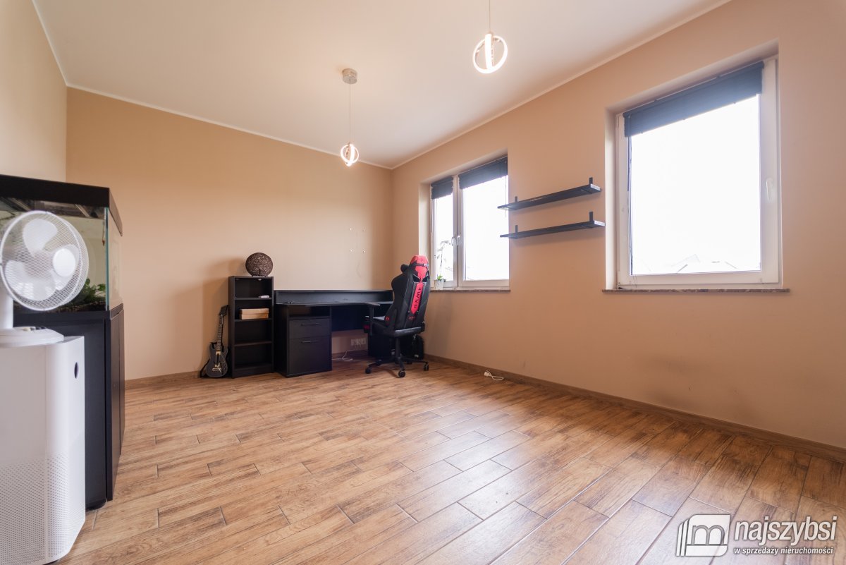Szczecin- Nowoczesny bliźniak, taras, fotowoltaika (21)