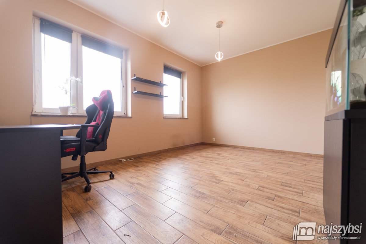 Szczecin- Nowoczesny bliźniak, taras, fotowoltaika (23)