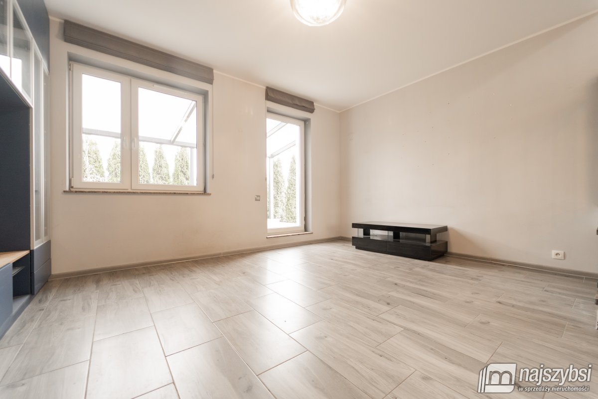 Szczecin- Nowoczesny bliźniak, taras, fotowoltaika (8)